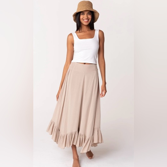 NWT LoveStitch Lainey Ruffle Maxi Skirt Elegant Beige Women's Size L - Picture 1 of 6